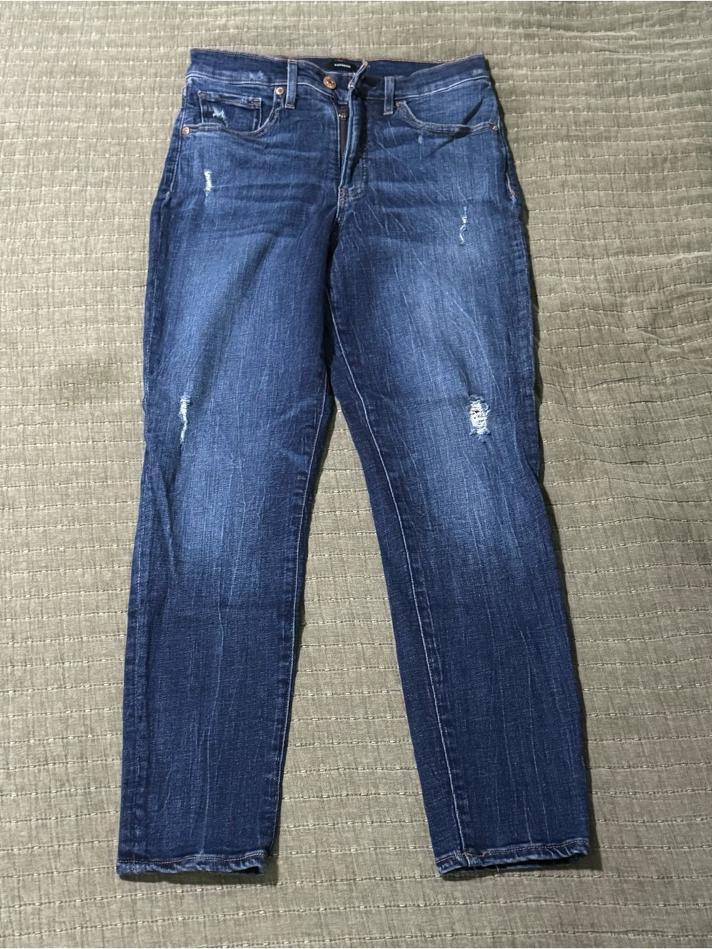 Express Women's Dark Indigo Straight Leg Jeans